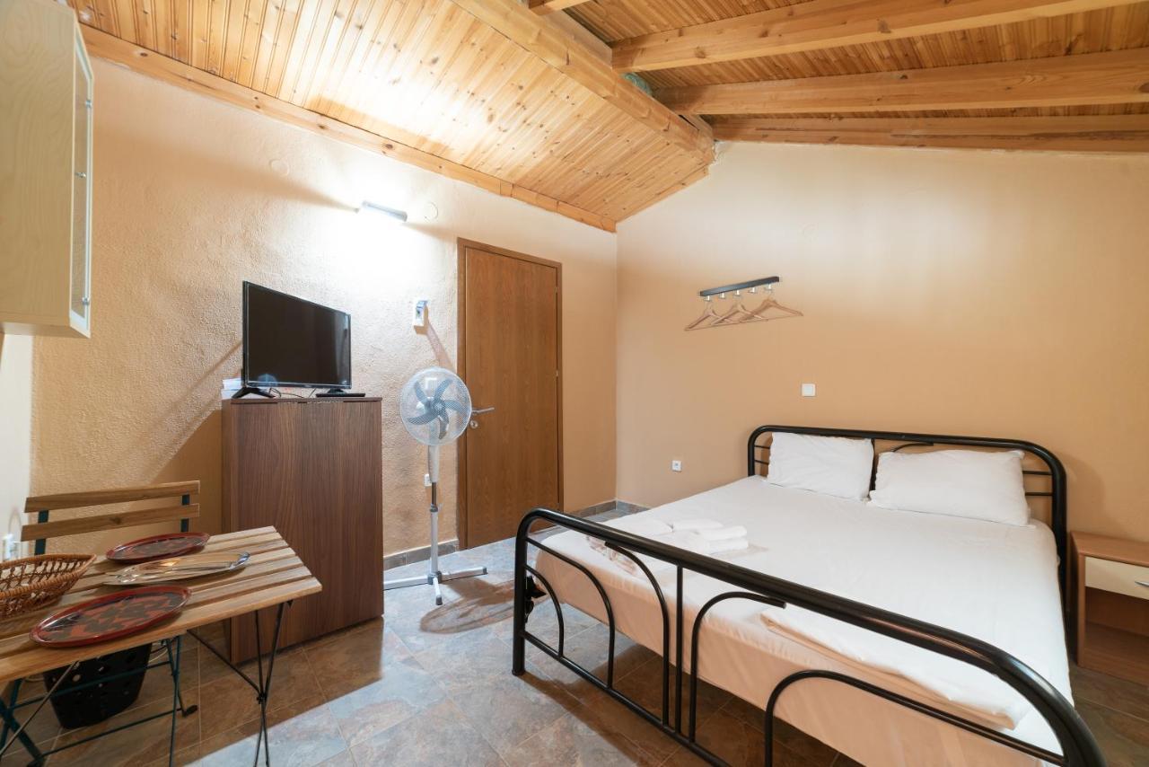 Maison Agistro Hotel Angistron Exterior photo